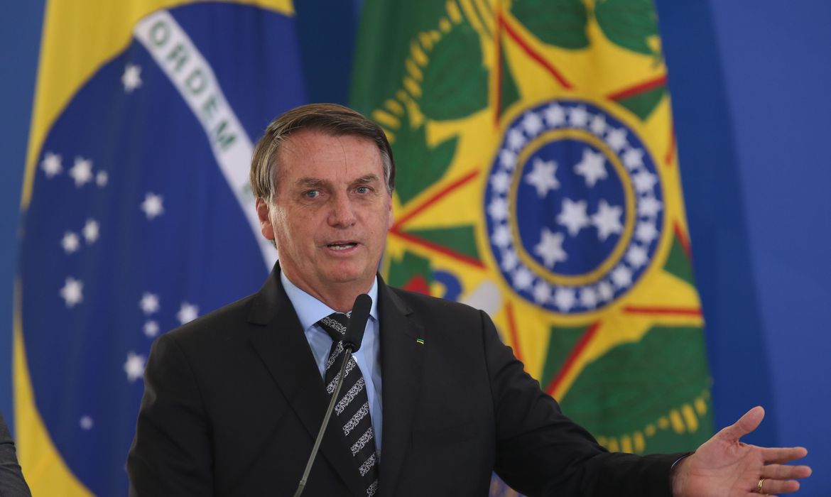 O presidente Jair Bolsonaro, participa do lançamento dos programasCODEX e SUPER.BR e do 8º Revogaço no Palácio do Planalto.