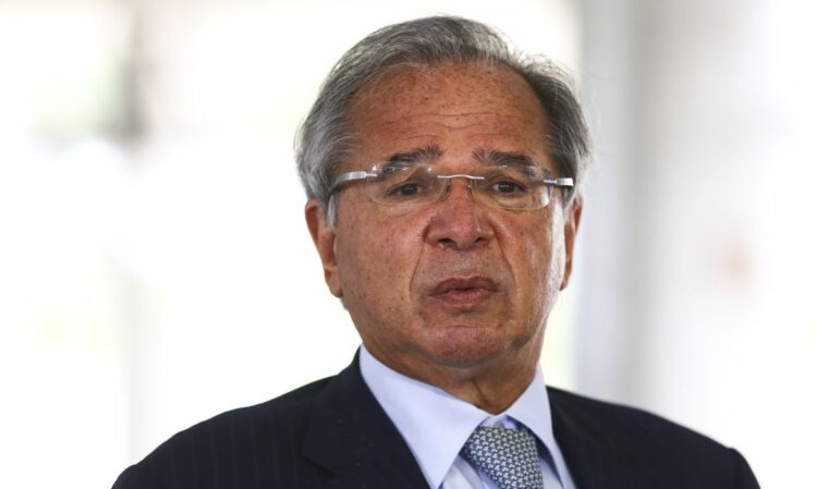 O ministro da Economia, Paulo Guedes, durante entrevista coletiva no Palácio do Planalto. - Foto: Marcelo Camargo/Agência Brasil