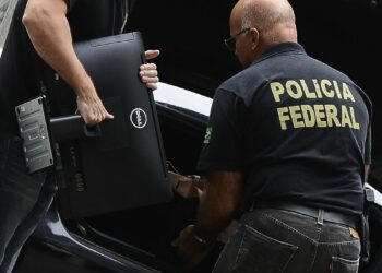 A Polícia Federal e a Receita Federal. - Foto:  Arquivo/Tânia Rêgo/Agência Brasil