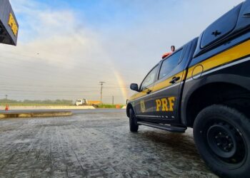 Homem é preso por dirigir moto embriagado na BR-343 no Piauí. - (Foto: PRF).