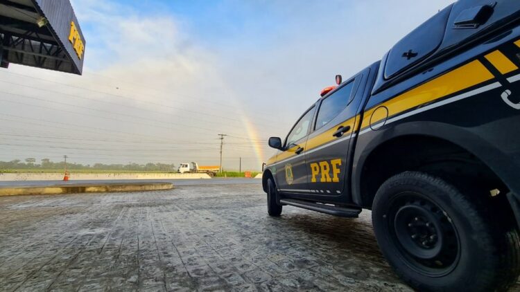 Homem é preso por dirigir moto embriagado na BR-343 no Piauí. - (Foto: PRF).