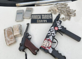 Material encontrado pelos policiais. (Foto: Reprodução/Cidade Verde)