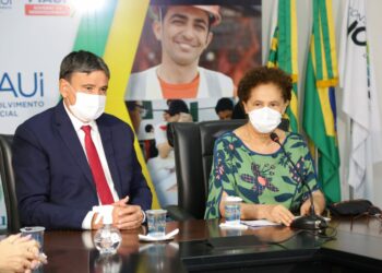 Regina Sousa e Wellington Dias. (Foto:Reprodução/Governo do Piauí)