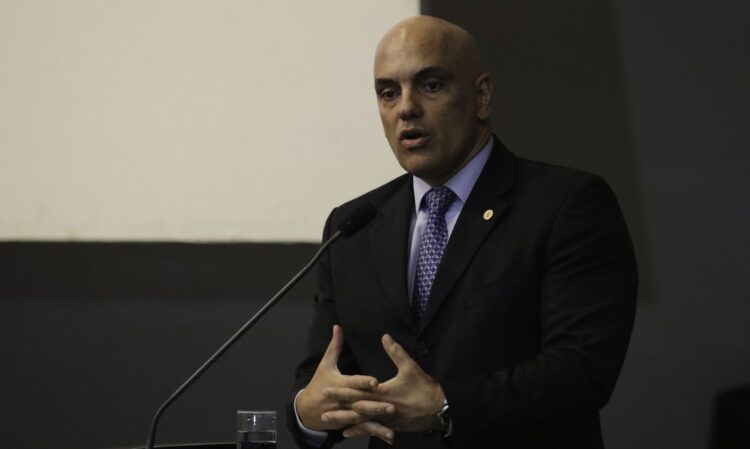 O ministro do STF Alexandre de Moraes durante abertura do Seminário Políticas Judiciárias e Segurança Pública, no Superior Tribunal de Justiça (STJ).