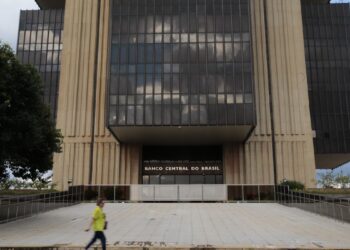 Edifício-sede do Banco Central no Setor Bancário Norte, em lote doado pela Prefeitura de Brasília, em outubro de 1967