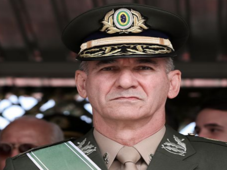 General Amaro que assumiu GSI. (Foto: Reprodução/Folha PE)