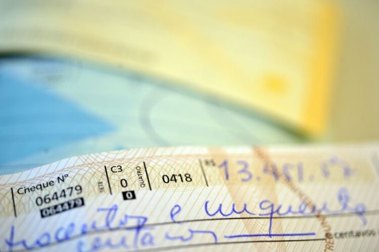 Cheques terão mudanças a partir de 2 de outubro. (Foto: Reprodução/Agência Brasil)
