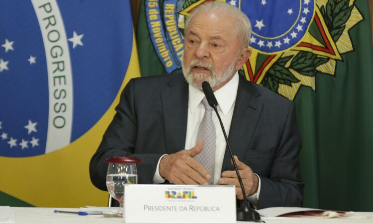 Brasília (DF), 06/07/2023 - O presidente Luiz Inácio Lula da Silva durante reunião de relançamento do Conselho Nacional de Desenvolvimento Industrial (CNDI), no Palácio do Planalto. Foto: Marcelo Camargo/Agência Brasil