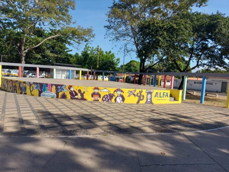 praça central do bairro Santa Maria