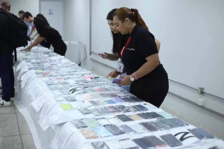 Mais de 200 celulares serão restituídos pela Secretária de Segurança Pública (Foto: Divulgação/SSP-PI)