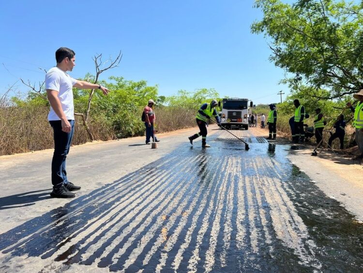 Obras nas rodovias do Território do Sambito avançam para etapa de finalização (Foto: Ascom Governo do Piauí)