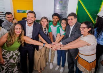 Rafael Fonteles inaugura escola na zona Sul de Teresina (Foto: Governo do Piauí)