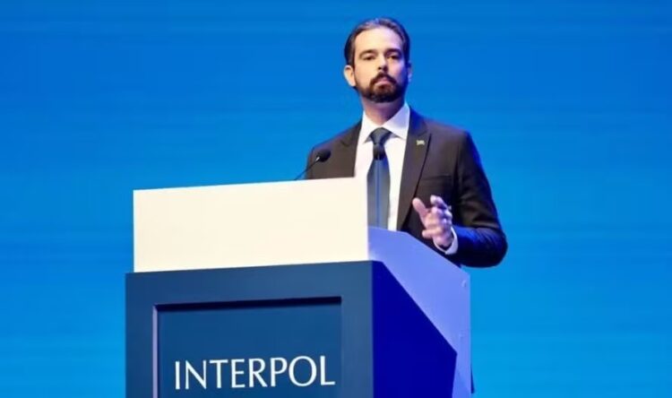 O delegado brasileiro Valdecy Urquiza vai assumir o comando da Interpol (Foto:Divulgação/Interpol)