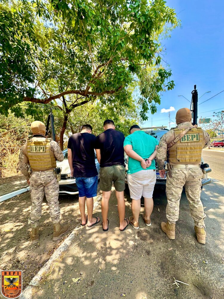 Polícia Militar prende indivíduos suspeitos de golpes em agências bancárias de Teresina (Foto: SSP-PI)