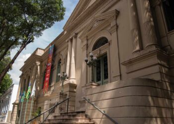 xr:d:DAFd7dLofao:4,j:1315031136,t:23032214